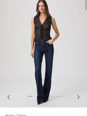 High Rise Laurel Canyon 32" Bootcut size 26 like new